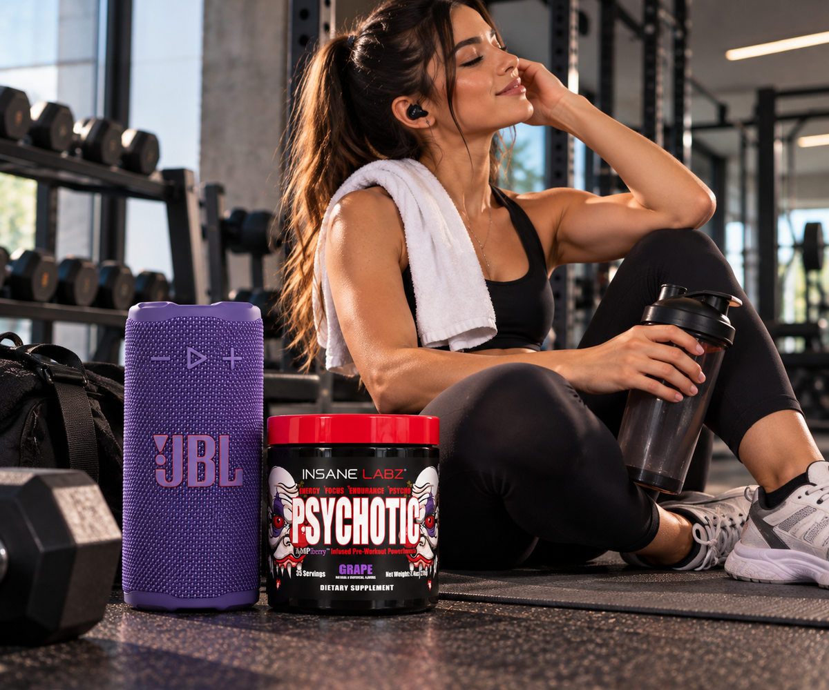 Combo Power Fit: Parlante JBL Grip Morado + Pre Entreno Insane Labz Psychotic 210G
