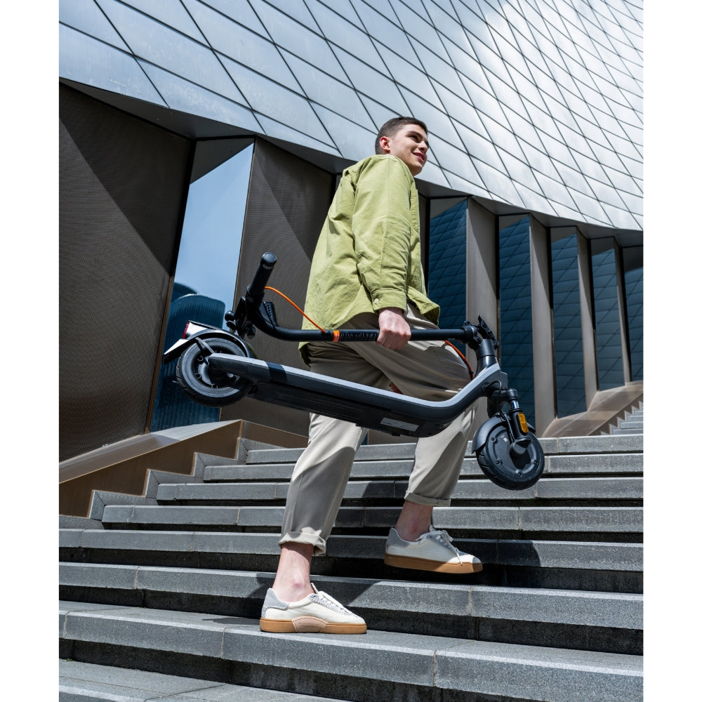 Scooter eléctrico Segway E2 Plus II 8.1” hasta 25km